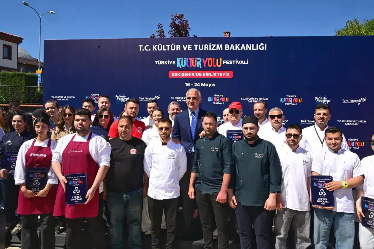 Bakan Ersoy’un katılımıyla Eskişehir Kültür Yolu Festivali başladı