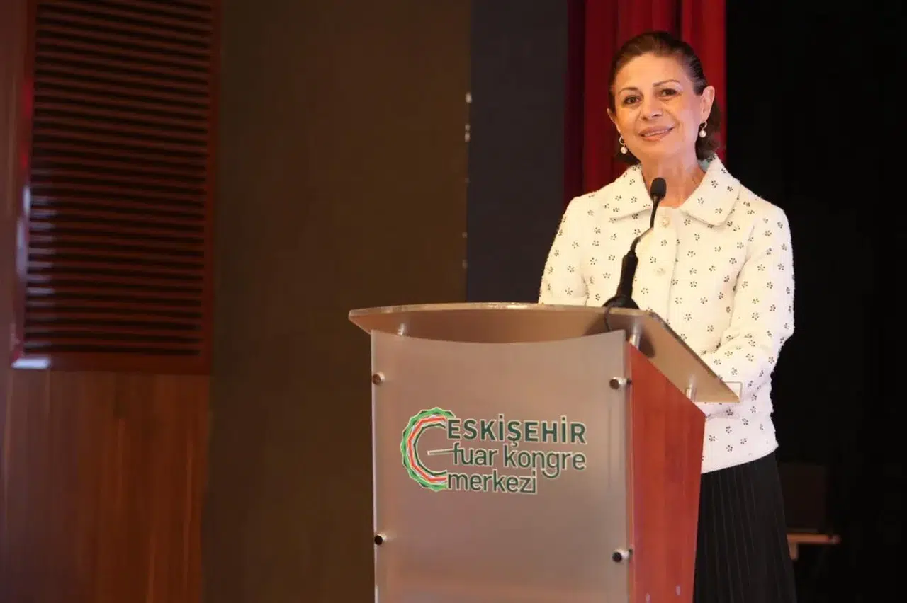 Başkan Ünlüce: "Eskişehir, tek bir yönüyle ele alınamayacak kadar zengin ve çok boyutlu bir karaktere sahiptir"