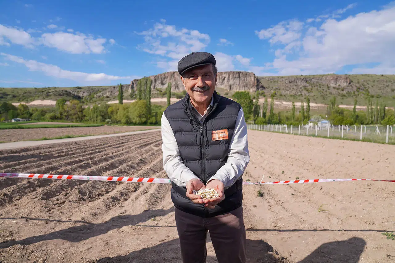 Başkan Ataç: "Çiftçi ayakta kalırsa kent de ayakta kalır, sofra da bereketli olur”