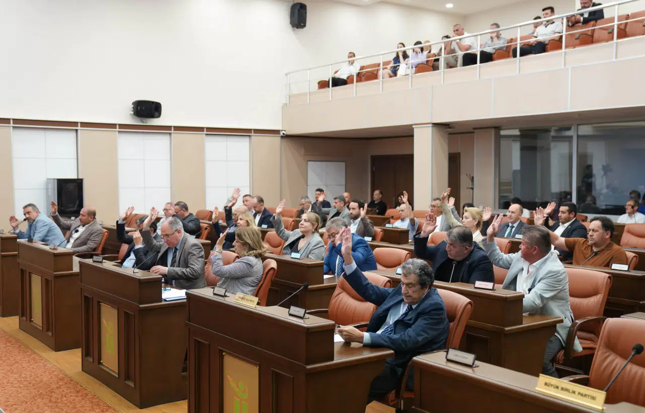 Tepebaşı Belediyesi’nin 2027 Yılı Yatırım Programı mecliste tartışma yarattı