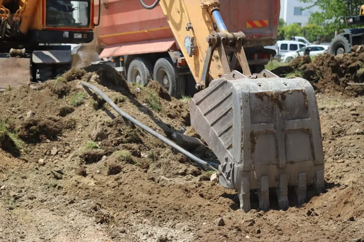 1500. Bulvar’da yürüyüş ve bisiklet yolları için çalışmalar başladı