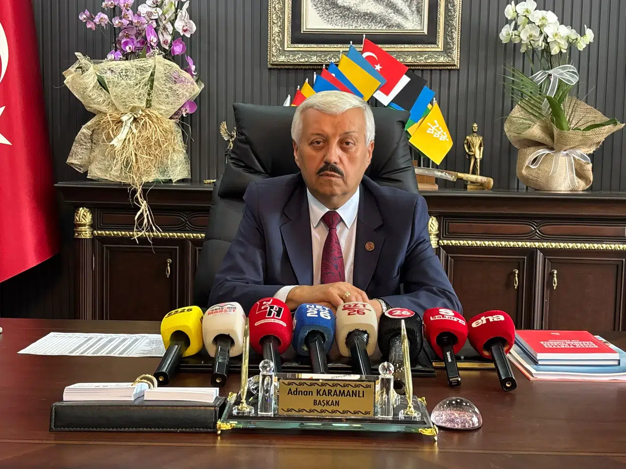 Adnan Karamanlı’dan dükkan sahiplerine çağrı: " Esnafı öldürmeyelim, esnafı ayakta tutalım"
