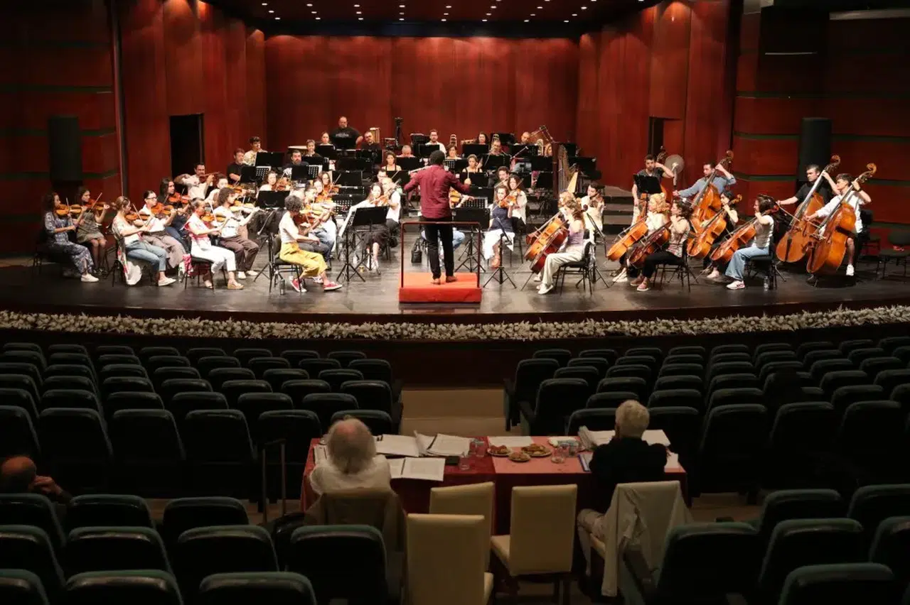 Gürer Aykal Orkestra Şefliği Yarışması’nda büyük finale geri sayım başladı