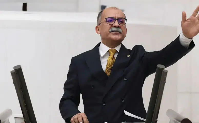 CHP'li Arslan: "Genel Başkanımız Özgür Özel’in; yani Halkın iradesinin yanındayız"
