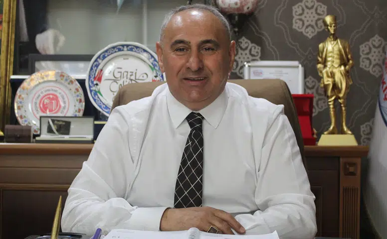 Gazi Çelik’ten çağrı: "Küçük esnaf sahipsiz bırakılmamalı"